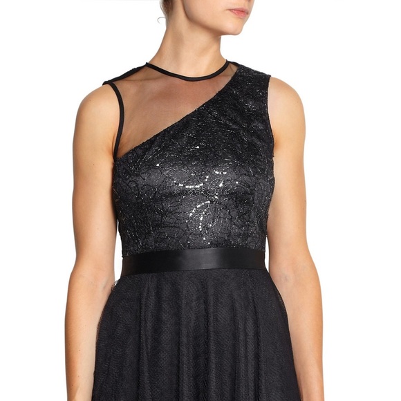 Hunger Games Capitol Couture by Trish Summerville - Picture 6 of 9